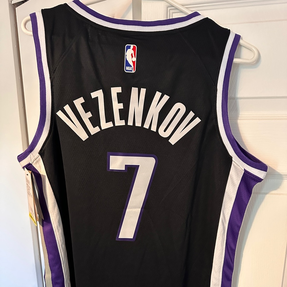 Sacramento Kings NBA Sasha Vezenkov jersey #7 Bulgaria NWT